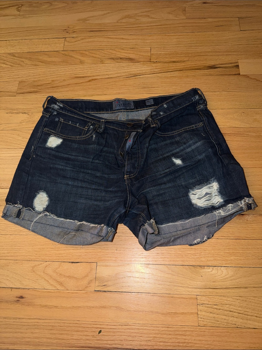 Lucky Brand Dark Wash Distressed Denim Women’s Shorts size 10
